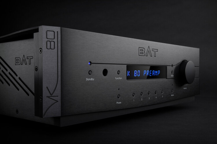 BAT_VK_80_Preamplifier_Black_08_Detail.jpg